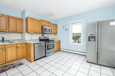 30-32 Appleton Street #3