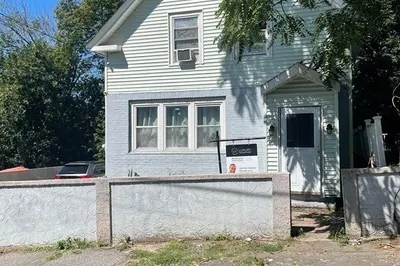 36 Fulton St 1