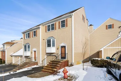 6 Weatherly Drive #6