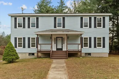 102 Valley Rd