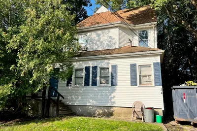 34 Newcomb Pl