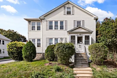 216 Providence St 1