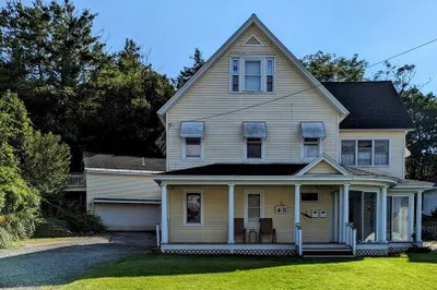 45 East St 1