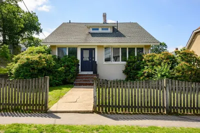 77 Samoset Ave