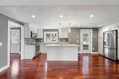 90 Strawberry Lane 1