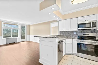 36 Eliot St #38 1