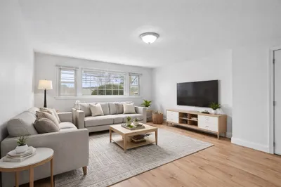 121 Cambridge Rd #2 1
