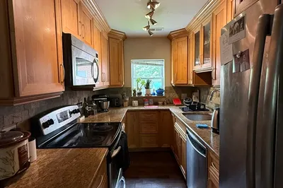 148 Newton St #2 1