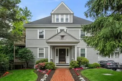 36 Cummings Rd #4 1
