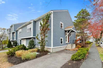 2 Fletcher Way #34D
