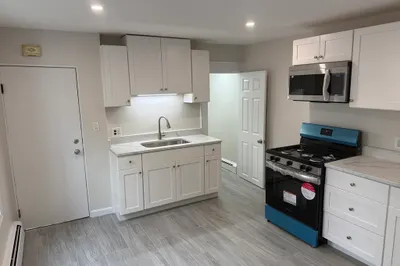 10 Liberty St. #1