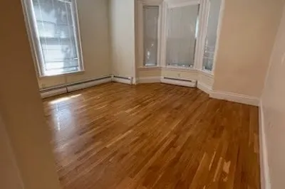 278 Harvard St #4