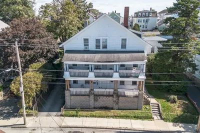 256 Whipple St 1