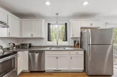 70 Ashburnham Hill Rd