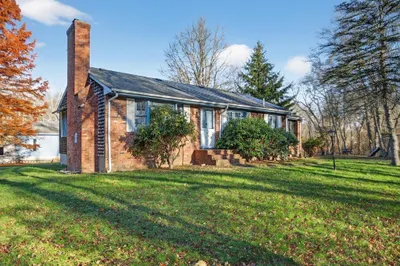 79 Cedar Ave 1