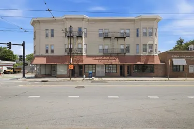 193 Concord Avenue #5 1