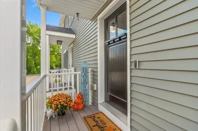 189 Centre Avenue #189 1