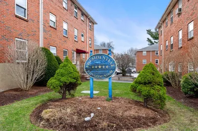 37 Montvale Ave #6 1