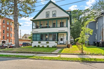 15 Vernon Street