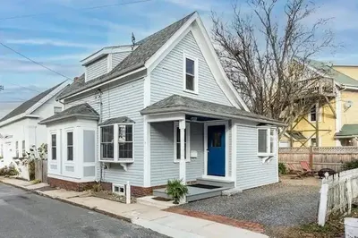 7 Perkins Rd 1
