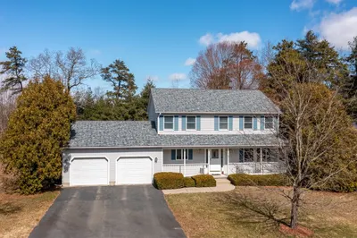 14 Laurel Dr 1
