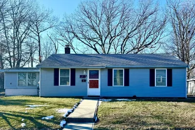 43 Lake St 1