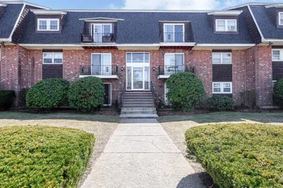 18 Constitution Way #B
