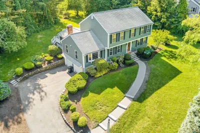 89 Robert Rd 1
