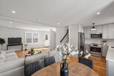 15 Foster Street #15A 1