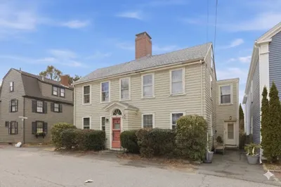 9 Waldron Court 1