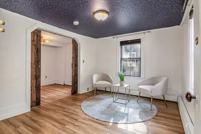 25 Daniels St #2