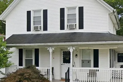 83 4th Ave 1