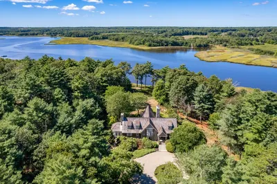 409 Pine Hill Road 1