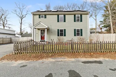 206 Waltham St 1