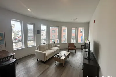959 Dorchester Ave #206