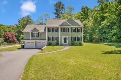 79 Andover Rd 1