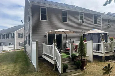44 Olde Colonial Dr #6