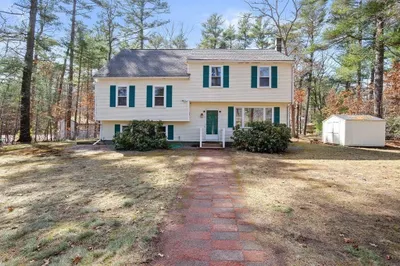 2 Boulton St