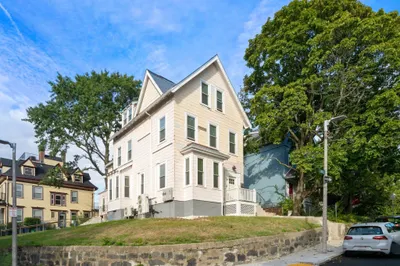 10 Jerome St #1 1