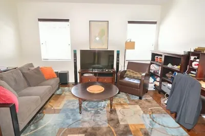 27 Bowdoin St #2A 1