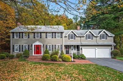 26 Townsend Dr 1