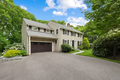 105 Thornberry Rd 1