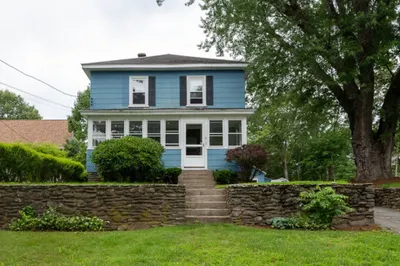 13 Rural St
