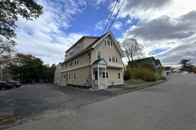 91 Alvarado Ave #2