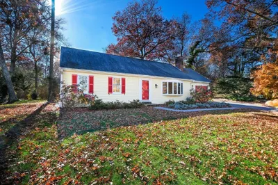 12 Crowell Road 1