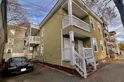 199 Eutaw Ave #2
