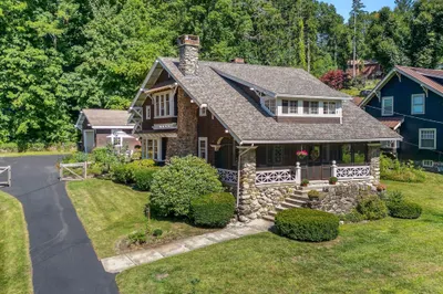 12 Newton Rd