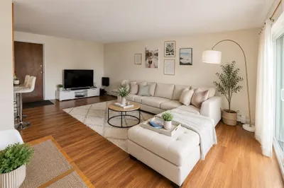 64 Main St #45B 1