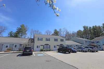 270 Littleton Rd #10
