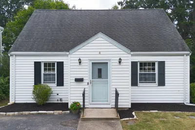 4 Birch Hill Road